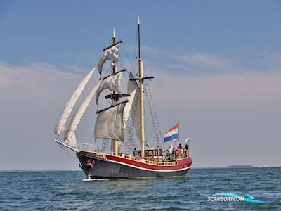 Schoenerbrik 40 pass Arbeitsboot 1936, mit Deutz<br />AM428 lucht gestart motor, Niederlande
