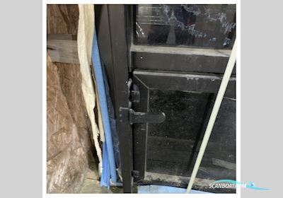 Lewmar Moody 41 Decksaloon glass opening door TBF0708 - 79075386 Bådtilbehør 2025, Holland