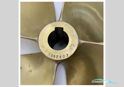 Maucour High-Quality 20.5 x 18 4-Blade RH Marine Propeller Brass 40 mm - Hjh205180RH04 Bådtilbehør 2025, Holland