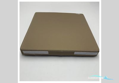 Quicksilver 605 Cruiser Forward Sundeck Inlay Cushion Brown - 2336526 Bådtilbehør 2025, Holland