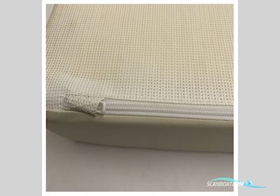 Quicksilver 855 Table Into Bed Conversion Cushion White - 2202554 Bådtilbehør 2025, Holland