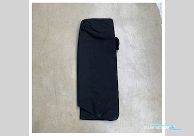 Quicksilver Activ 675 SunDeck Sunbrella Consolve Cover Black - VK_QS675SDCC! Bådtilbehør 2025, Holland