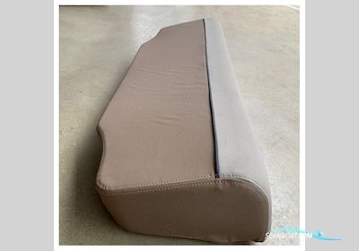 Quicksilver Activ 805 Sundeck Leaning Post Cushion Brown - 2338748 Bådtilbehør 2025, Holland