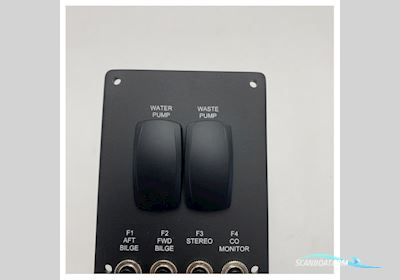 Quicksilver Marine Single Engine Control Panel with Battery Switch - 12V DC Boat Electrical System Bådtilbehør 2025, Holland