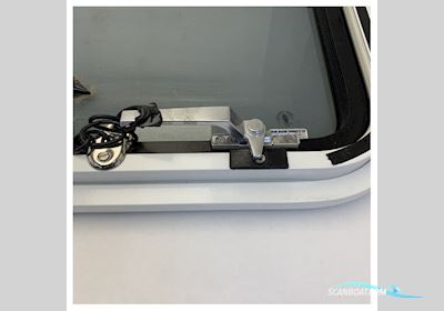 Trend Marine White Aluminium Coated Opening Window 875 x 515 mm Bådtilbehør 2025, Holland