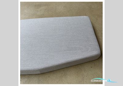 Uttern S65 Starboard Cabin Cushion Grey - 2304813 Bådtilbehør 2025, Holland