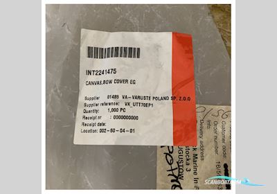 Uttern T70 Black Canvass Bow Cover with Suppor Pole - VK_UTT70EP1 Bådtilbehør 2025, Holland