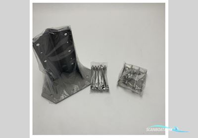 JRC Universal Marine GPS Mounting Bracket Kit for JLR-20/21/30/31 Båtsutrustning 2025, Holland