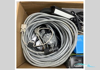 KVH TracPhone V3 Silver VSAT Marine Satellite System for Reliable Ship Communication Båtsutrustning 2025, Holland