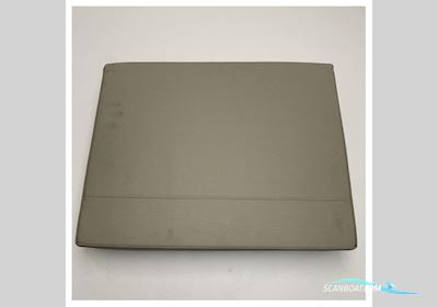 Quicksilver Active 555 Bowrider Cockpit Aft Starboard Side Seat Cushion - 2302234E Båtsutrustning 2025, Holland