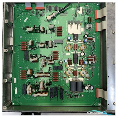 Sailor HT4610 Marine MF/HF Transceiver Unit 150W - 24V Båtsutrustning 2025, Holland