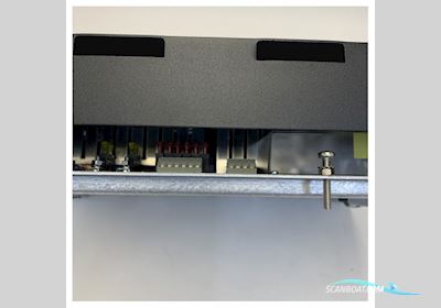 Sailor PS4655 Power Supply AC/DC 28V DC 25A - PS4655 Båtsutrustning 2025, Holland