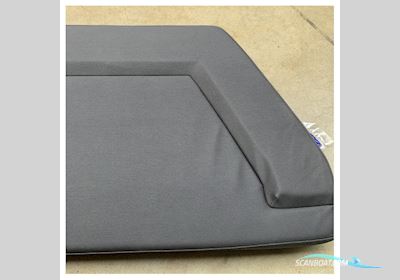 Uttern D/T70 aft cockpit cushion antracite - 2231678 Båtsutrustning 2025, Holland