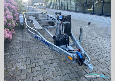 Kalf 2700KG Trailer Båttrailer 2016, Holland