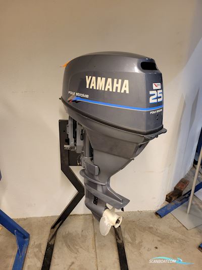 Yamaha F25 Boatengine 2000, with Yamaha  engine, The Netherlands
