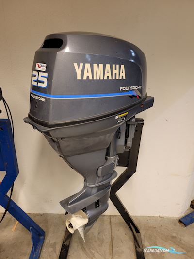 Yamaha F25 Boatengine 2000, with Yamaha  engine, The Netherlands