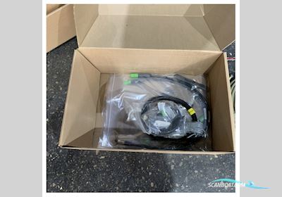 KVH 01-0283-15 TracPhone V7-IP mini VSAT Broadband System Boatequipment 2025, The Netherlands