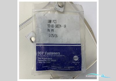 Quicksilver 540 Cruiser Right Cabin Cushion White - Beige - 878DEL152N Boatequipment 2025, The Netherlands