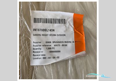 Quicksilver 540 Cruiser Right Stern Aft Cushion White Beige - 878DEL143N Boatequipment 2025, The Netherlands