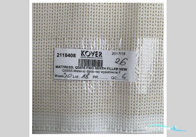 Quicksilver 855 forward berth mattress filler - 2118408 Boatequipment 2025, The Netherlands