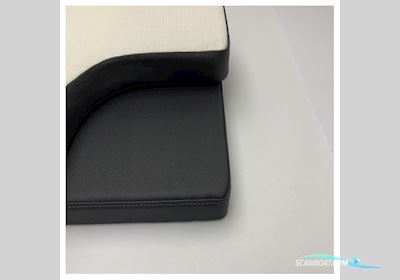 Quicksilver Activ 675 Pilothouse EXP Starboard Side Berth Filler Cushion - 2306128 Boatequipment 2025, The Netherlands