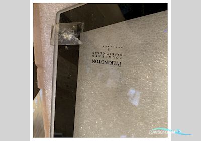 Quicksilver Activ 705 Weekend Cabin Front Glass Windshield New - 2076594 Boatequipment 2025, The Netherlands