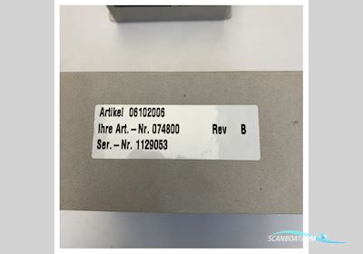 Sperry Marine TTL/RS422 Splitter Distribution Box 4992 - 06102006 Boatequipment 2025, The Netherlands