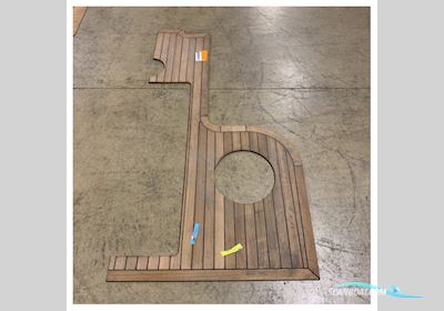 Uttern D and T62 Portside Main Cockpit Teak Floor Kit - 2040614 Boatequipment 2025, The Netherlands
