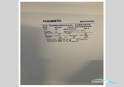 Dometic KX40G Absorption Cool Box 40L - 12V/230V/Gas - For Boat & Camping - 9600028410 Bootaccessoires 2025, The Netherlands