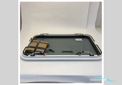 Trend Marine White Aluminium Coated Opening Window 875 x 515 mm Bootaccessoires 2025, The Netherlands