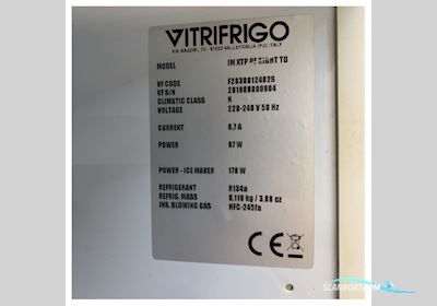 Vitrifrigo IM Xtp Build-In Stainless Steel Marine Ice Maker 230V - F2830012402S Bootaccessoires 2025, The Netherlands