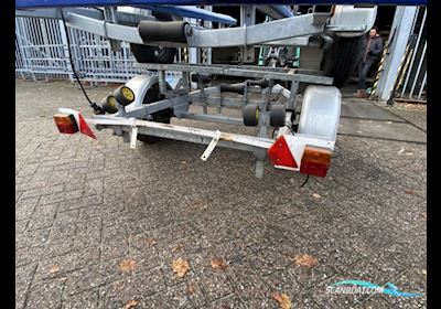 Apo Enkelasser ongeremd stallingstrailer Bootstrailer 2024, Niederlande