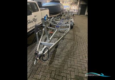 Freewheel W2 Tandemasser Bootstrailer 2022, Niederlande
