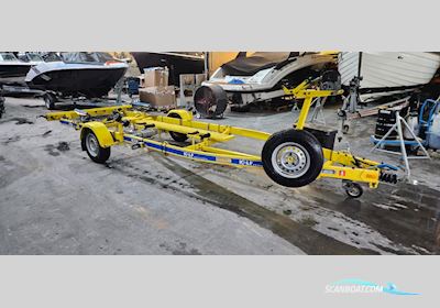 Kalf Trailers M 1500 Special Bootstrailer 2016, Niederlande