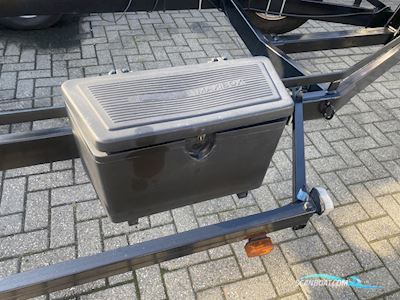 Pega Deluxe 2700 Bootstrailer 2006, Niederlande