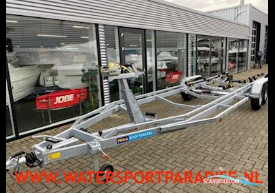 Pega V-Liner 3500 Bootstrailer 2021, Niederlande