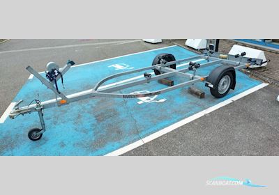 Spawline 600 Bootstrailer 2023, Deutschland