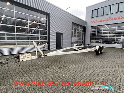 USA trailer Tandemasser geremd Bootstrailer 2024, Niederlande