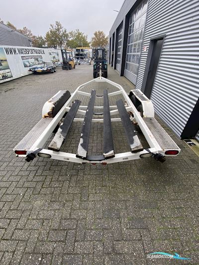 USA trailer Tandemasser geremd Bootstrailer 2024, Niederlande