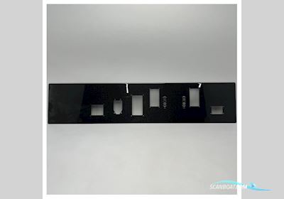 Riva Ribelle 66 Black Carbon Dashboard Panel For Motor Instruments - 414467 Bootszubehör 2025, Niederlande