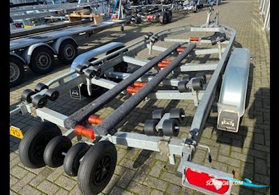 Freewheel Rollentrailer Boottrailers 2015, The Netherlands