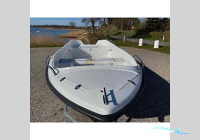 Fjordjollen 470 Fisk - Jolle med F8 FMHL påhængsmotor Dinghy 2024, Denemarken