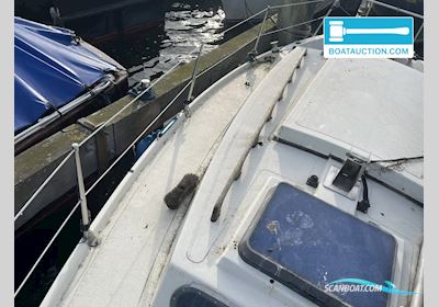 Kajuitzeilboot 600 Dinghy , with Honda engine, The Netherlands