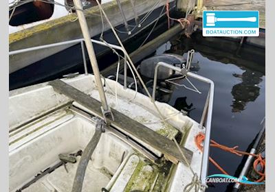 Kajuitzeilboot 600 Dinghy 2024, with Mercury engine, The Netherlands