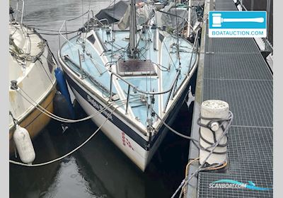 Kajuitzeilboot 650 Dinghy , with Mariner engine, The Netherlands