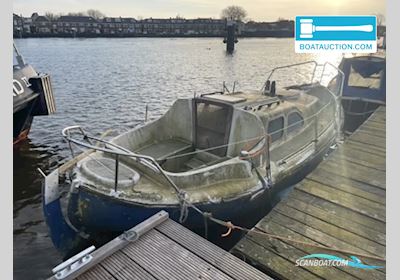 Kajuitzeilboot Midget Dinghy 2024, with Yamaha engine, The Netherlands