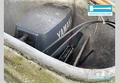 Kajuitzeilboot Midget Dinghy 2024, with Yamaha engine, The Netherlands