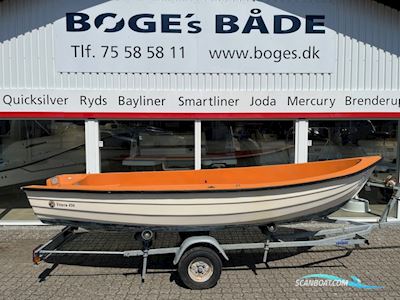 Uttern 450 Jolle Dinghy 2024, Denemarken