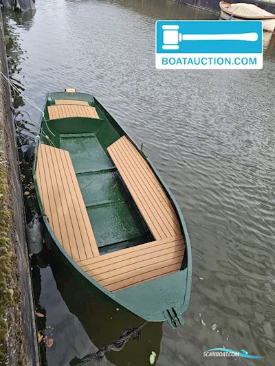 Vlet 350 Dinghy 2024, with Yamaha engine, The Netherlands