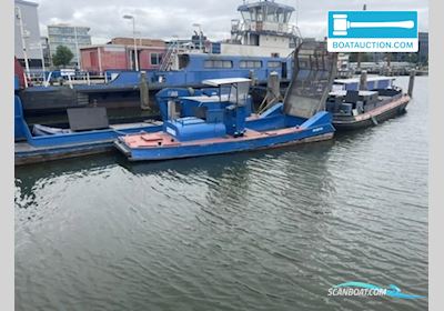 Drijfvuil boat 840 Ex beroepsschepen , met Mitsubishi motor, The Netherlands